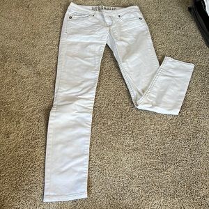 White skinny jeans size 7/8